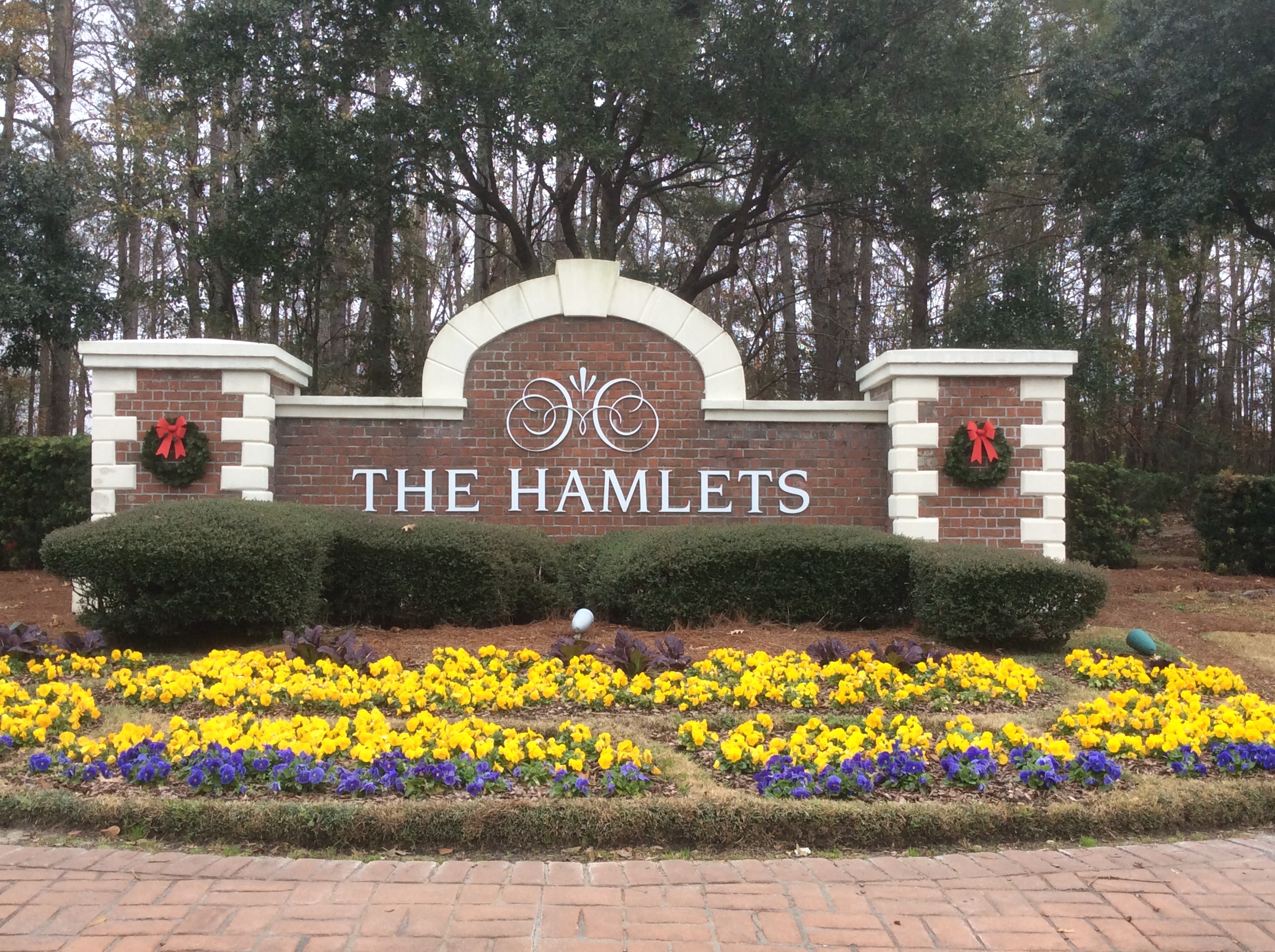 Entrance to The Hamlets